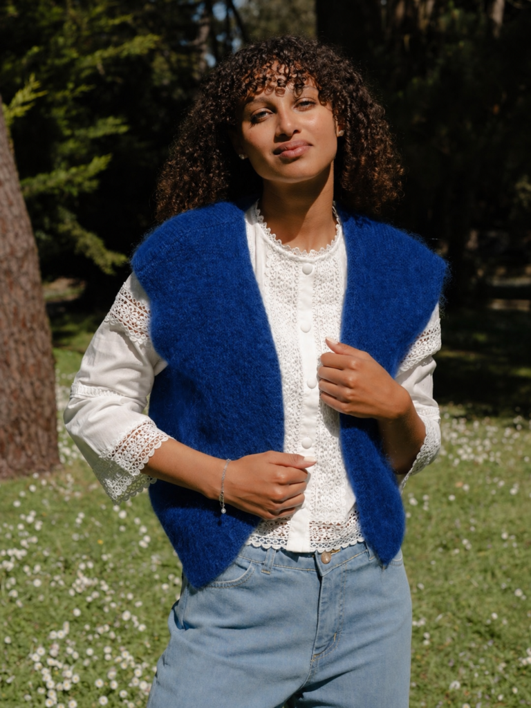 Gilet sans manches – Douceur & élégance (Bleu)